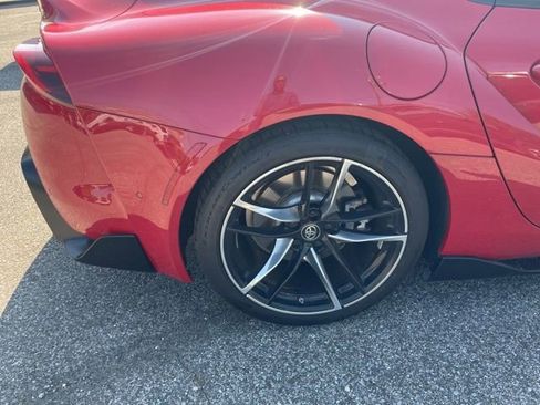 Used 2020 Toyota Supra w/ Navigation & JBL Package RWD image 10