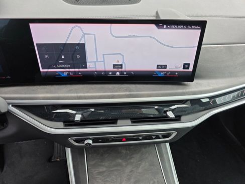 Certified 2024 BMW X5 xDrive40i w/ Premium Package image 23