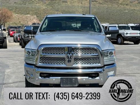 Used 2018 RAM 3500 Laramie w/ Convenience Group AWD/4WD image 8