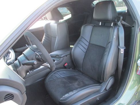Used 2022 Dodge Challenger SRT Super Stock RWD image 17