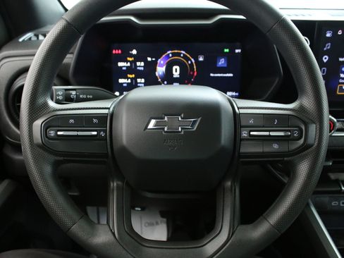 Certified 2025 Chevrolet Colorado Trail Boss AWD/4WD image 12