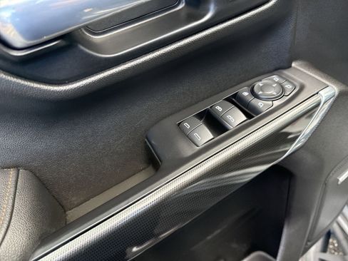 Used 2021 GMC Sierra 1500 AT4 w/ AT4 Preferred Package image 13