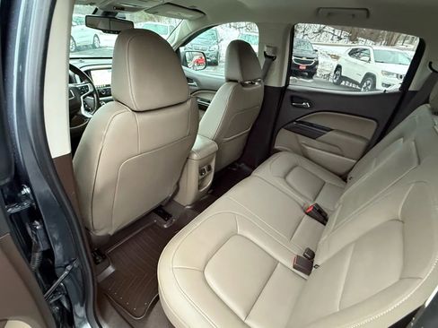 Used 2019 GMC Canyon SLT w/ Driver Alert Package image 24