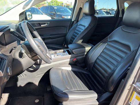 Used 2024 Ford Edge SEL AWD/4WD image 9