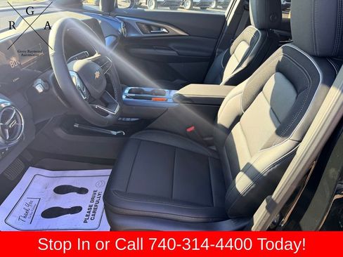 New 2026 Chevrolet Equinox EV LT w/ Convenience Package II FWD image 13