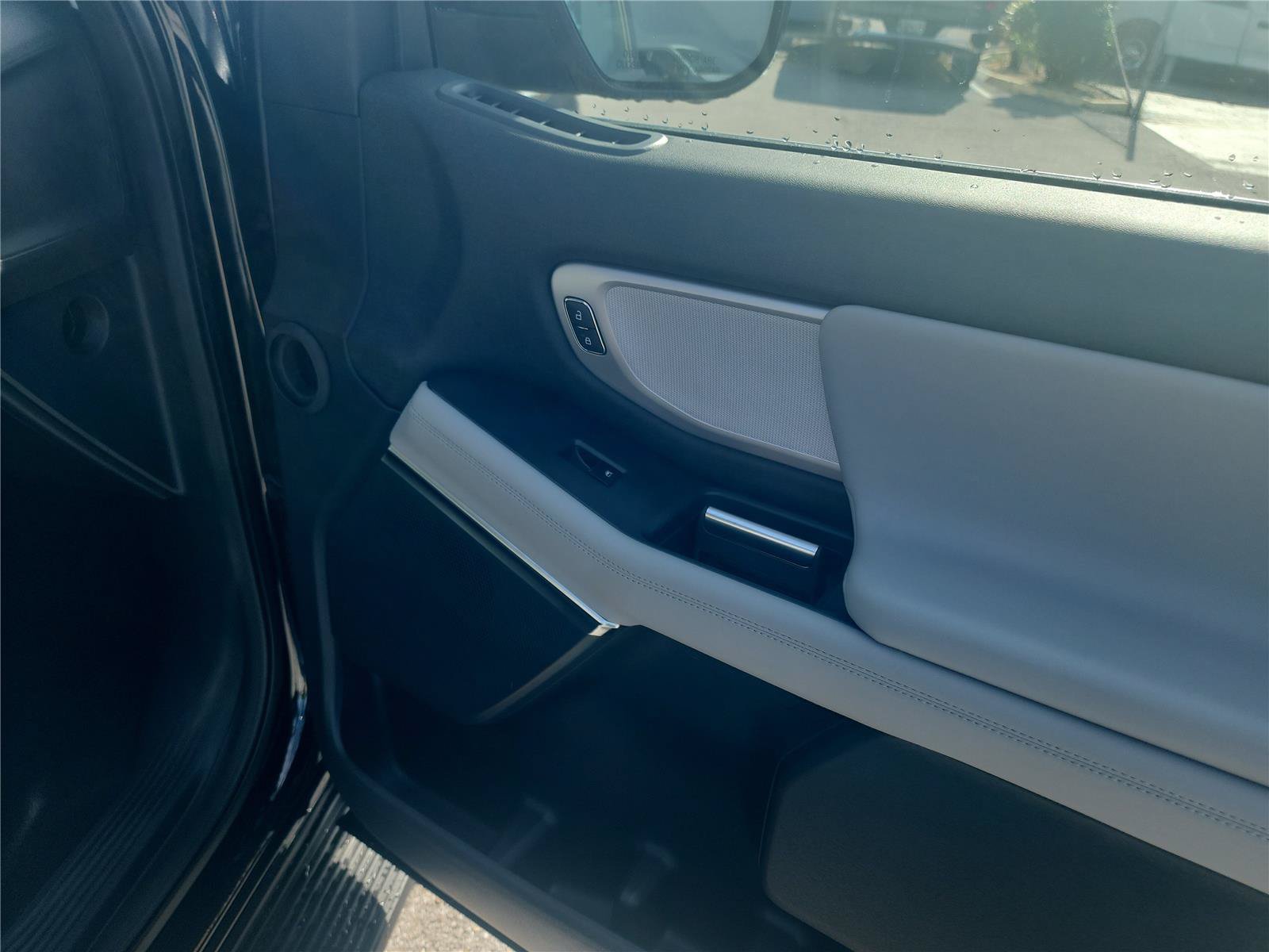 New 2027 Ford Expedition Max Active RWD image 26