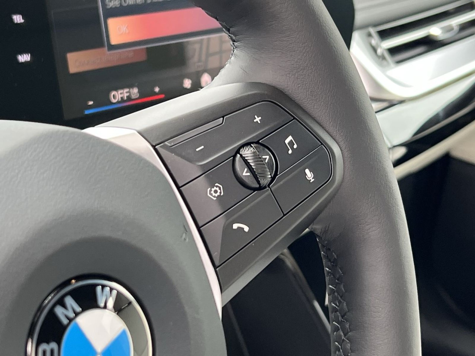 New 2026 BMW X1 xDrive28i w/ Technology Package AWD/4WD image 37