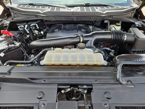 Used 2022 Ford F150 Lariat AWD/4WD image 12