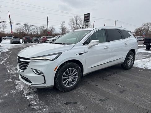 Certified 2024 Buick Enclave Essence w/ LPO, Floor Liner Package image 12