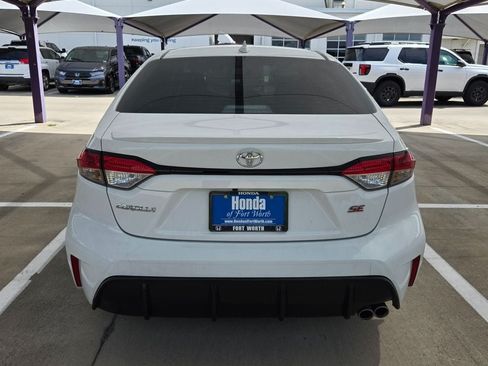 Used 2024 Toyota Corolla SE FWD image 4