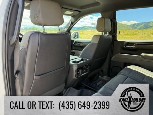 Used 2023 Chevrolet Silverado 1500 ZR2 w/ Technology Package AWD/4WD image 31