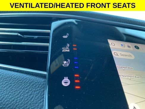 Used 2024 Jeep Wagoneer Series II w/ Flexible Seating Group image 14