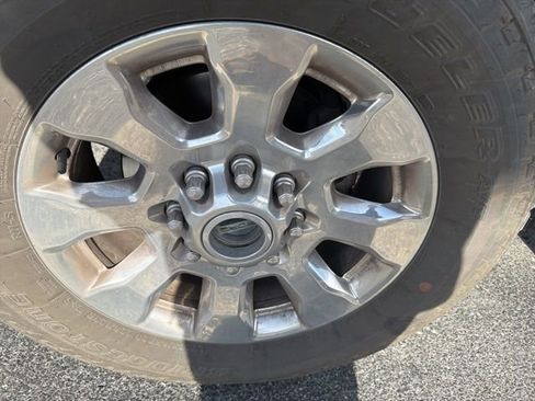 Used 2017 Ford F250 Lariat w/ Chrome Package AWD/4WD image 17