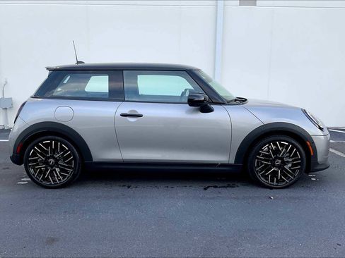 Used 2025 MINI Cooper S image 35