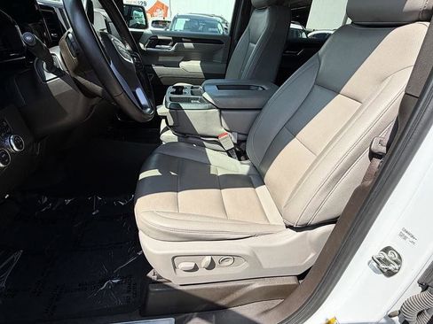 Used 2025 GMC Sierra 1500 SLT RWD image 19