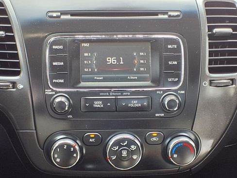 Used 2016 Kia Forte LX w/ LX Popular Plus Package image 5