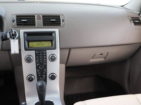 Used 2011 Volvo V50 T5 FWD image 21