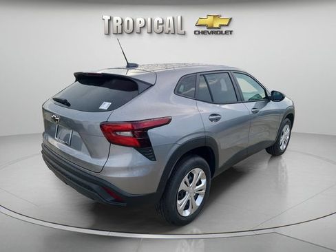 New 2026 Chevrolet Trax LS FWD image 5