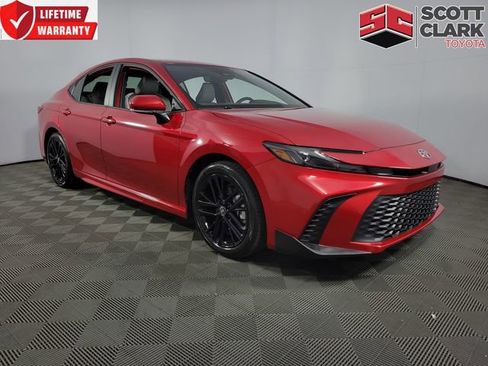 Used 2026 Toyota Camry SE image 1