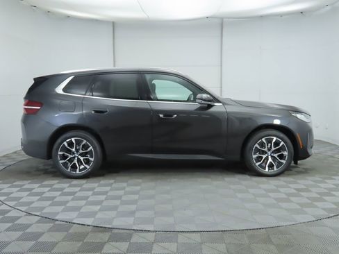 Used 2025 BMW X3 xDrive30i w/ Premium Package image 4