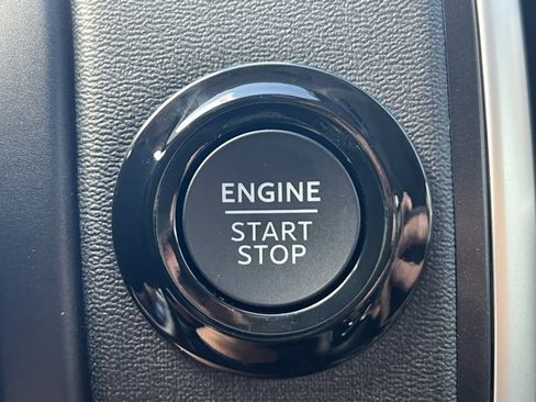 New 2025 Ford Expedition Max Active image 14