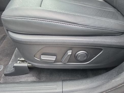 Used 2023 Kia Sorento S FWD image 14
