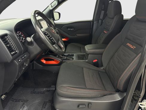 Used 2022 Nissan Frontier Pro-X RWD image 17
