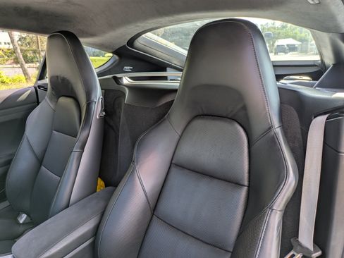 Used 2018 Porsche 718 Cayman GTS image 16