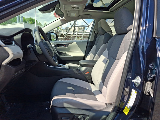 Used 2024 Toyota RAV4 XLE w/ Convenience Package AWD/4WD image 12