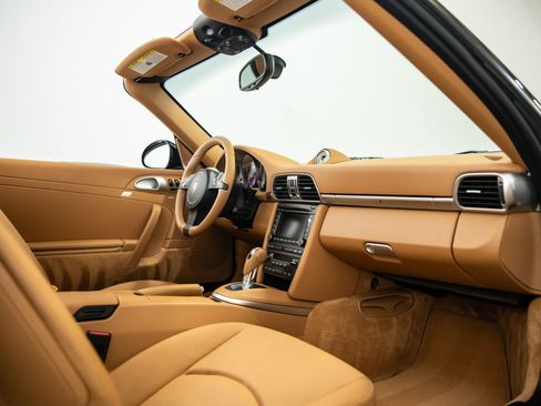 Used 2011 Porsche 911 Carrera S RWD image 13