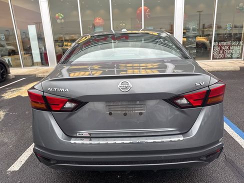 Used 2021 Nissan Altima 2.5 SV image 6