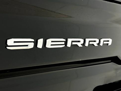 Used 2021 GMC Sierra 2500 AT4 w/ AT4 Premium Plus Package AWD/4WD image 44