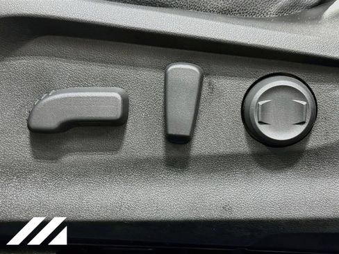 Used 2022 Subaru Forester Premium AWD/4WD image 20