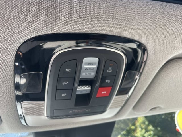 Used 2023 Hyundai Palisade Limited AWD/4WD image 28