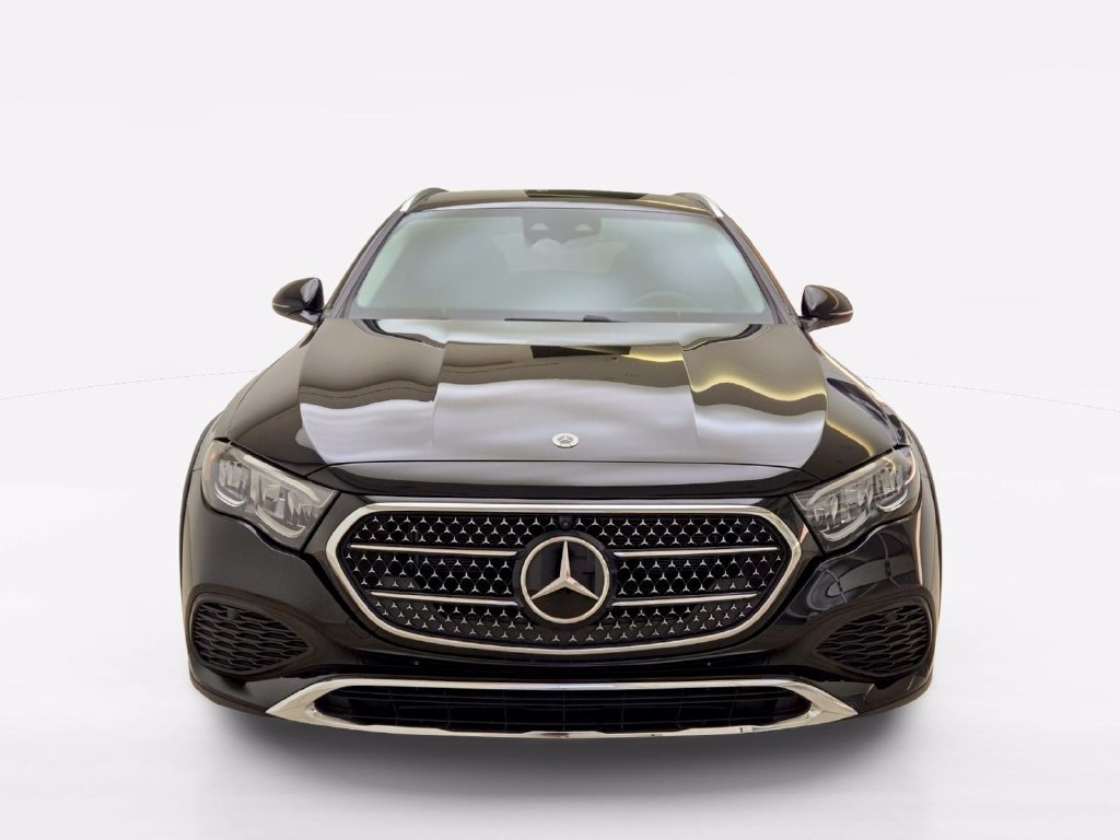 Used 2026 Mercedes-Benz E 450 4MATIC All-Terrain Wagon image 2