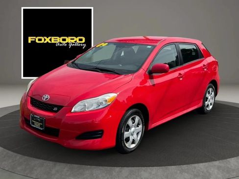 Used 2009 Toyota Matrix S AWD/4WD image 1