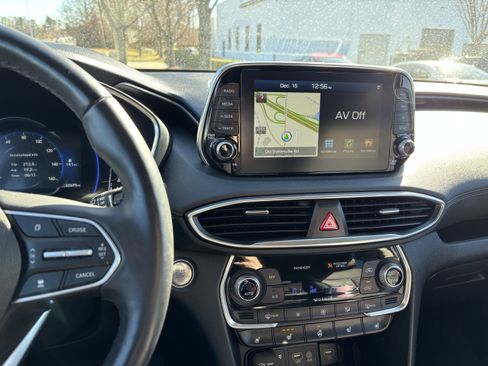 Used 2020 Hyundai Santa Fe Limited image 31