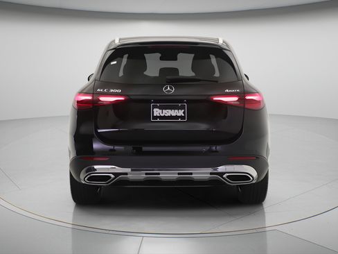 New 2026 Mercedes-Benz GLC 300 4MATIC image 3
