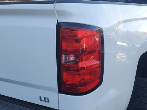 Used 2019 Chevrolet Silverado 1500 LT image 8