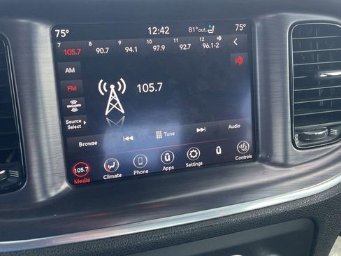 Used 2018 Dodge Charger R/T w/ Plus Group RWD image 11