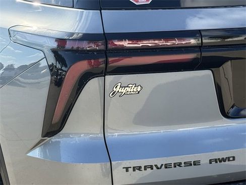 New 2026 Chevrolet Traverse Z71 w/ Driver Confidence Package image 6