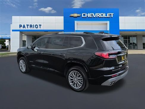 Used 2025 GMC Acadia Denali AWD/4WD image 8