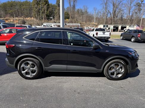 Used 2025 Ford Escape ST-Line FWD image 5