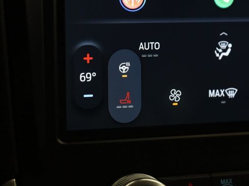 Used 2024 Ford Edge SEL w/ Convenience Package image 8