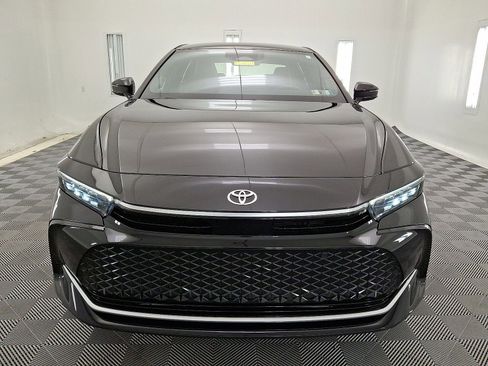 Used 2024 Toyota Crown Platinum image 29