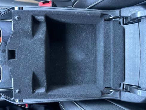 Used 2023 Jeep Grand Cherokee Altitude image 37