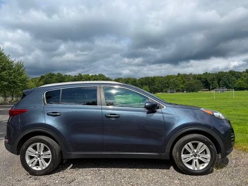 Used 2018 Kia Sportage LX w/ LX Popular Package AWD/4WD image 5