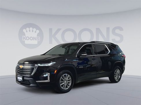 Used 2023 Chevrolet Traverse LT w/ LPO, Roadside Safety Package image 5