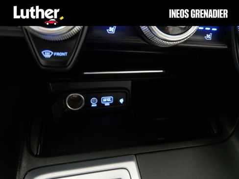 Used 2021 Genesis G70 3.3T image 31