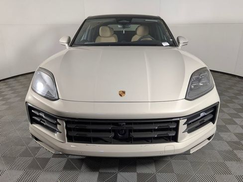 New 2026 Porsche Cayenne Coupe image 10